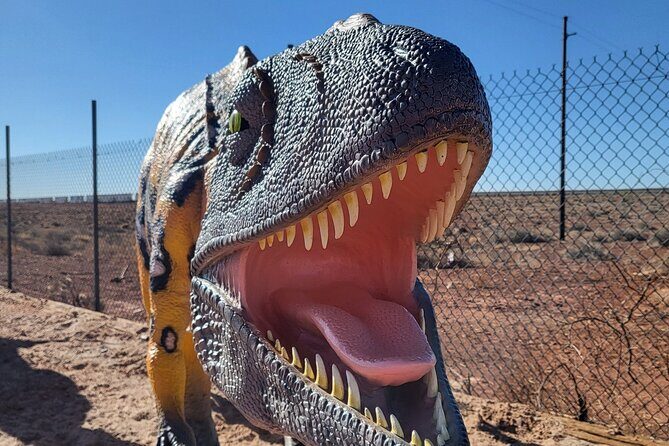 Meteor City Dino Drive Thru - The Dinosaur Drive-Through Experience