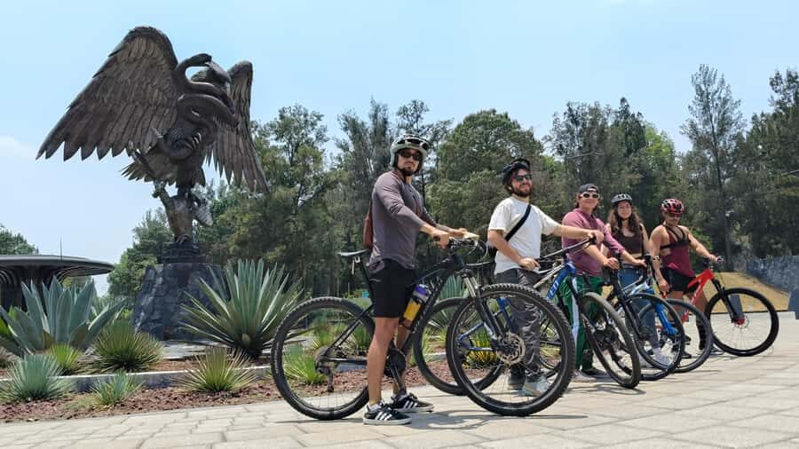 Mexico City: Discover the secret gems of Chapultepec by bike - Exploring All Three Sections of Chapultepec