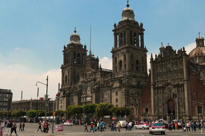 Mexico City Walking Tour 2h40 and 24 audio reviews - An In-Depth Look: Walking Through Mexico City