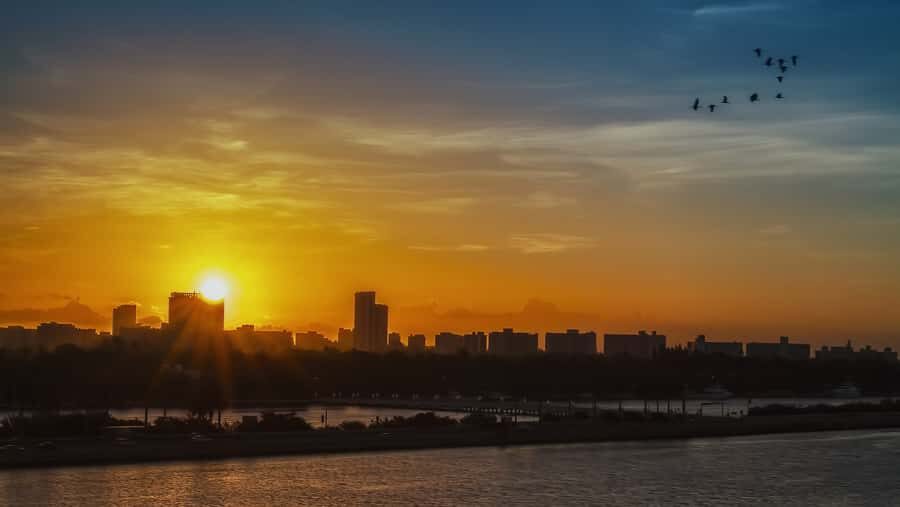 Miami Beach: 30-Minute Private Sunset Helicopter Tour - An In-Depth Look at the Miami Sunset Helicopter Tour