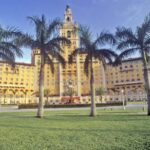 Miami: Coconut Grove & Coral Gables Private Tour - Exploring the Scenic Side of Miami