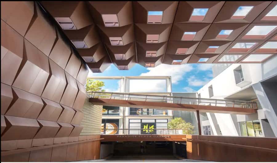 Miami: HIDDEN WORLD OF MIAMI DESIGN DISTRICT - The Highlights of the Miami Design District