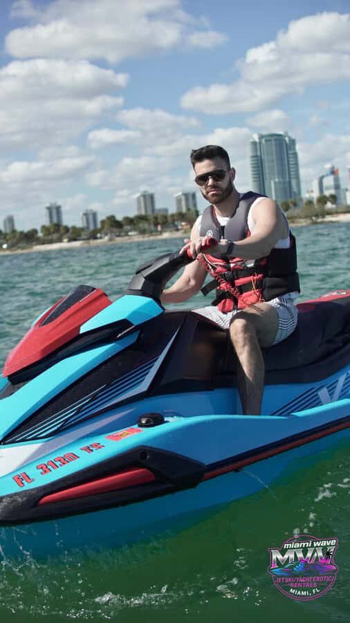 Miami: Jet Ski Rental with Scenic Boat Ride - What Happens During the Jet Ski Ride?