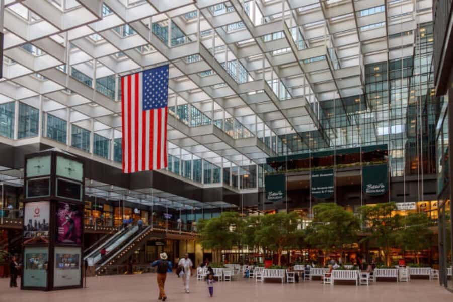 Minneapolis: Private Family-Friendly Walking Tour - Nicollet Mall: Heart of Downtown