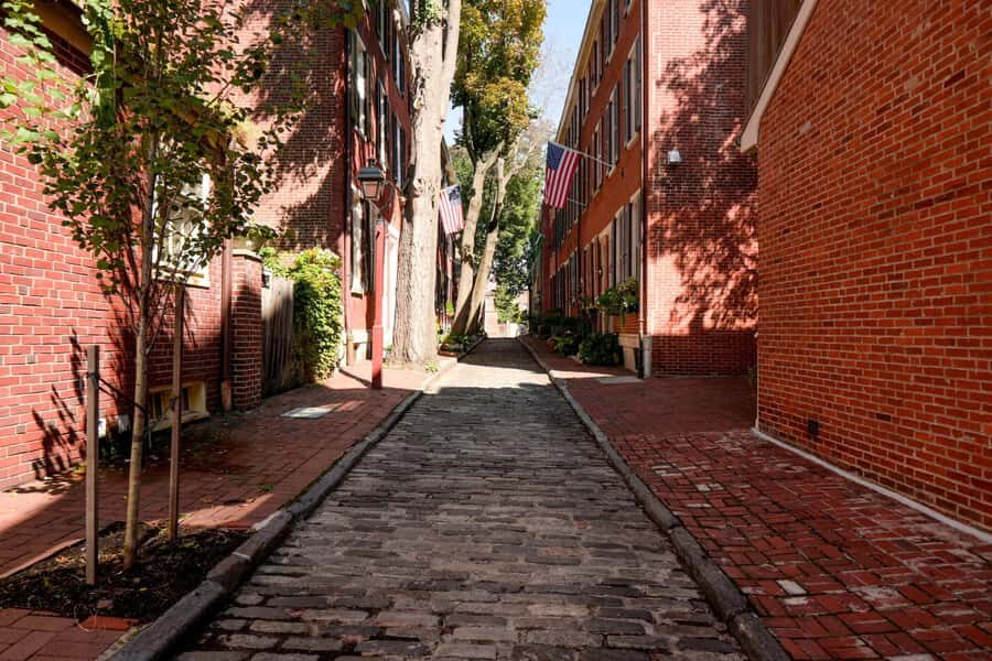 Most Charming Colonial Walking Tour: Society Hill + Old City - A Deep Dive into Philadelphia’s Colonial Streets and Hidden Corners