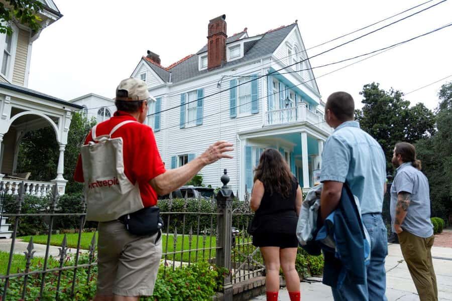 New Orleans Garden District: History & Hidden Gems - A Detailed Look at the Tour Experience