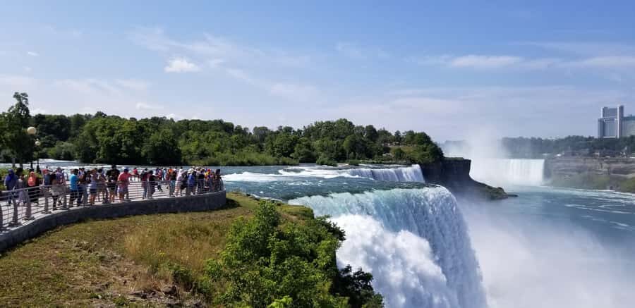 Niagara Falls, New York State: Guided Falls Walking Tour - A Detailed Look at the Niagara Falls Guided Walking Tour