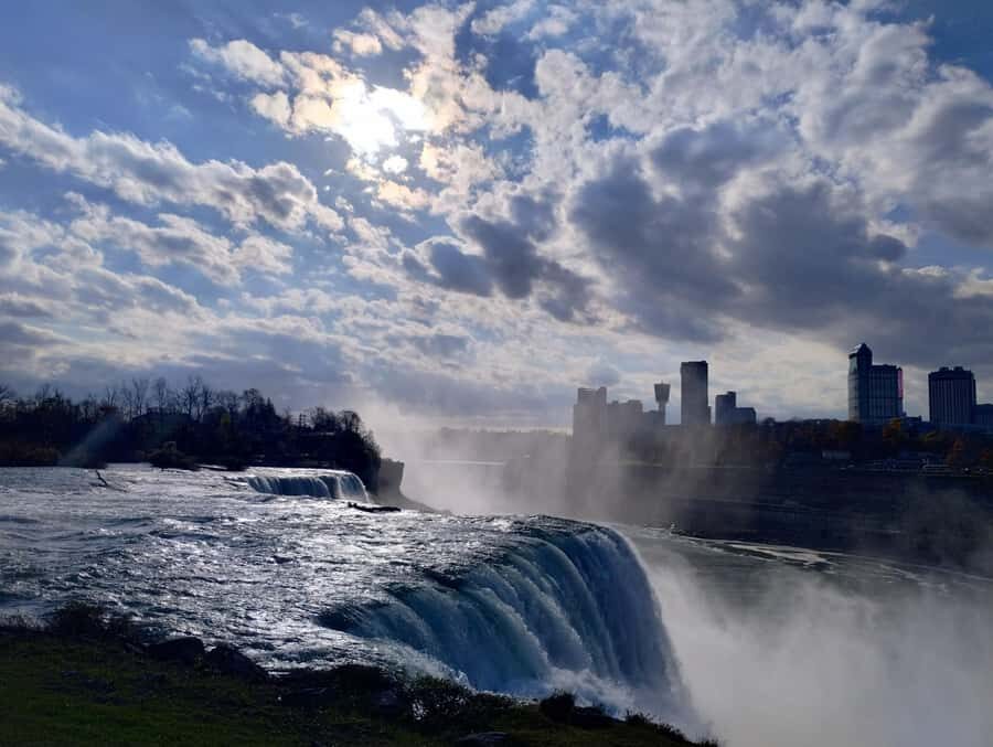 Niagara Falls Winter Wonderland Tour - The Value for Your Money