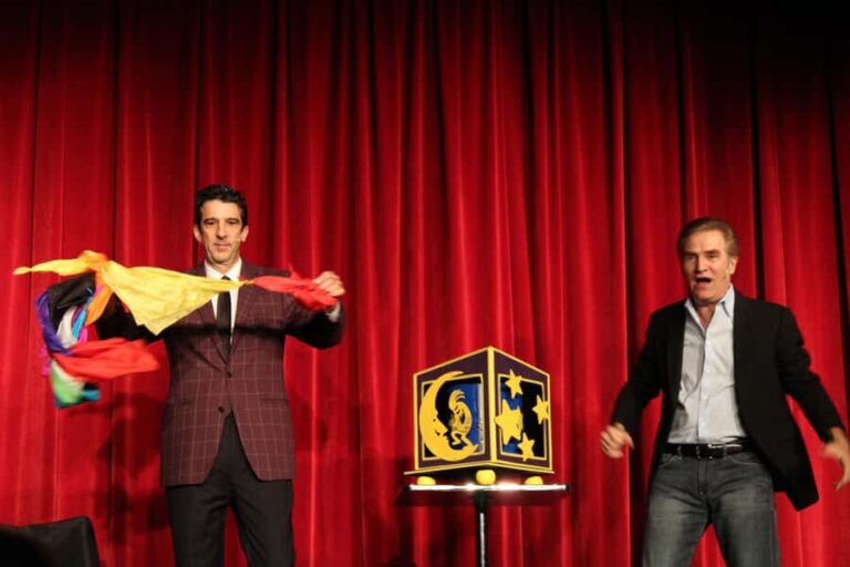 NYC: Broadway Magic Hour Show in Times Square - Who Should Consider This Tour?