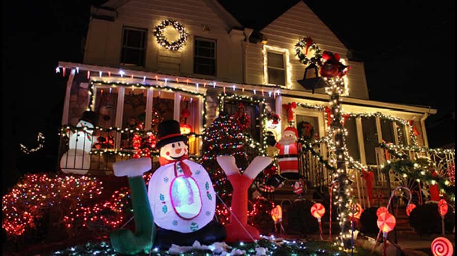 NYC: Christmas Lights and Dyker Heights Tour - A Detailed Look at the Tour