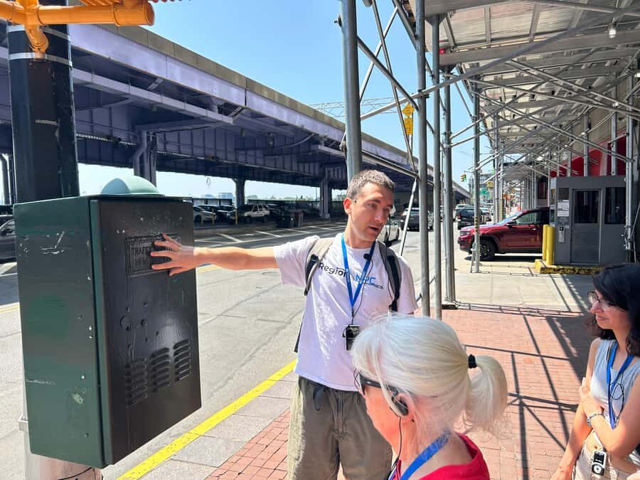 NYC: East River Secret Infrastructure Ferry Tour - Private - Exploring the Hidden Infrastructure of New York City
