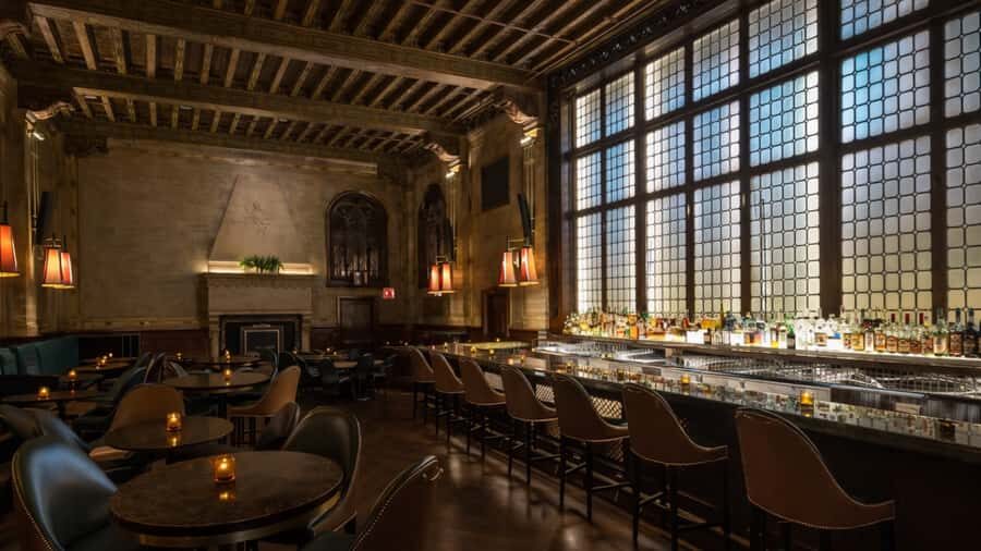 NYC Gossip Girl Tour: Best of NYC Private Experience - What to Expect: A Day of Glamour and Manhattan’s Hidden Corners