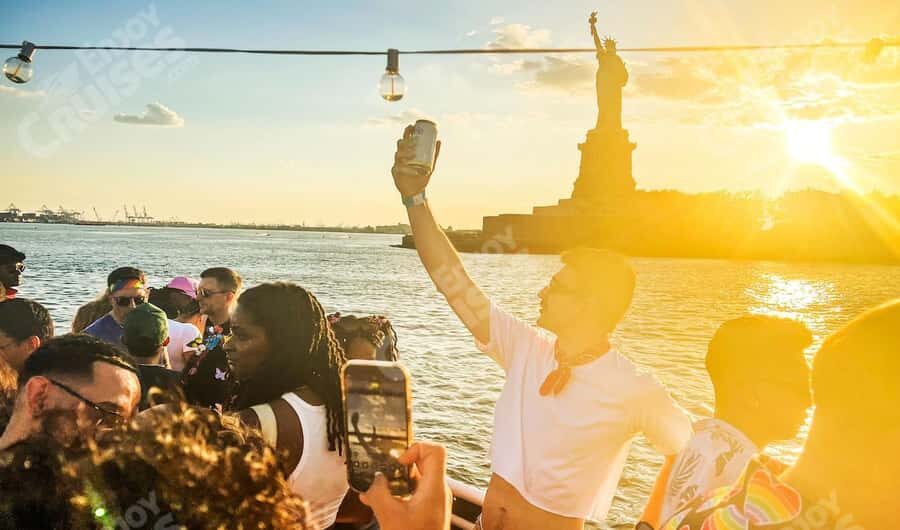 NYC: LGBT Pride After Parade Sunset Cruise with Drinks & DJs - A Detailed Look at the Experience