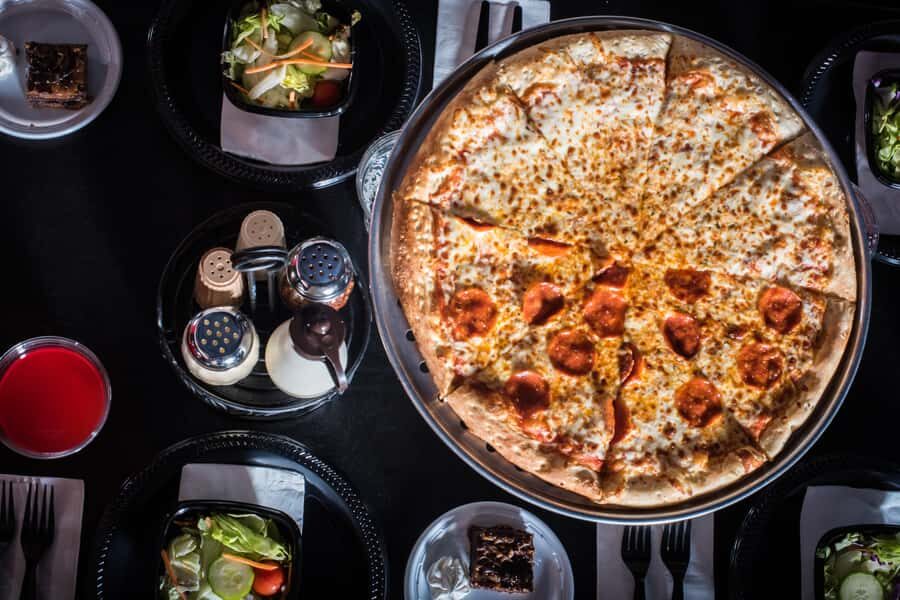 Orlando: The Outta Control Magic Dinner Show - A Closer Look at the Outta Control Magic Dinner Show