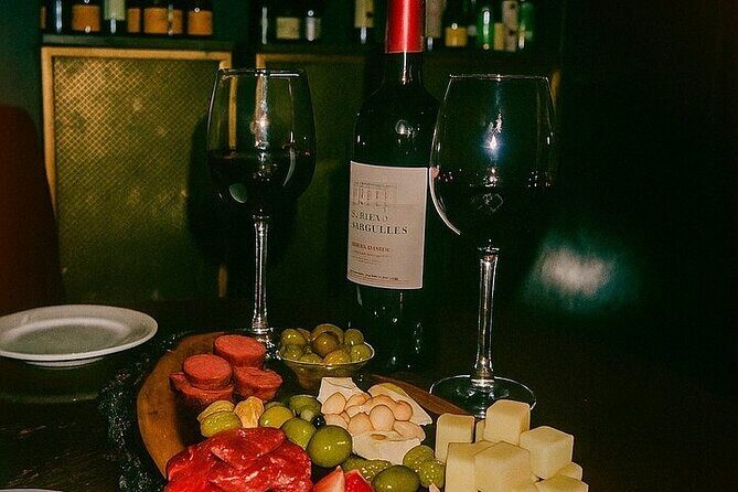 Paint N Sip Painting Activity in Oakland Park - Practical Details & Considerations