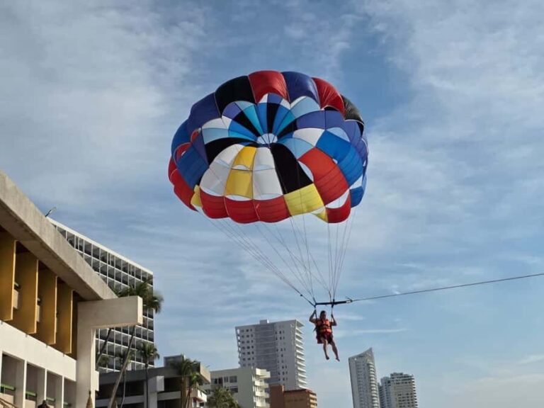 Parachute adventure in Mazatlan - FAQ