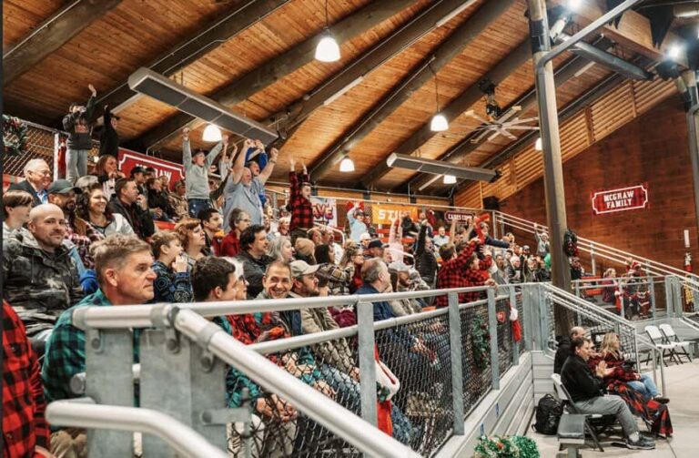 Pigeon Forge: Paula Deen's Lumberjack Christmas Supper Show - Who Will Love This Show?