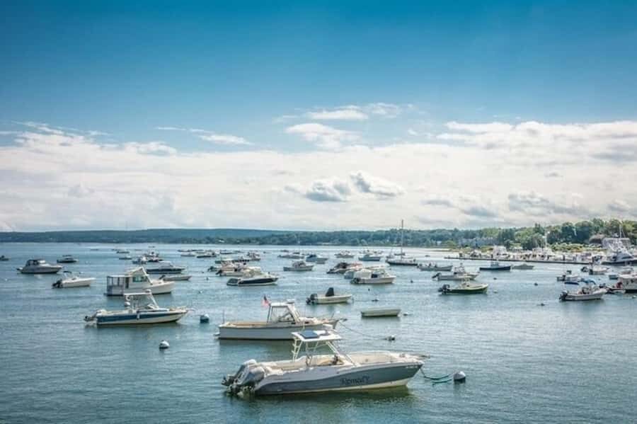 Plymouth: Kayak Rental with Life Jacket and Paddle - The Scenic Landmarks