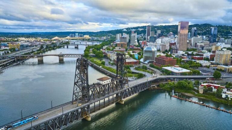Portland City Tour and Waterfall Tour: Two Tours in One Day - Practical Details and Tips