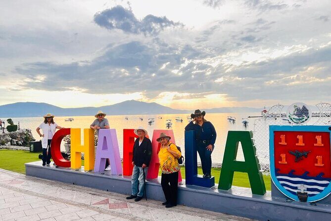 Premium Private Tour: Chapala, Tlaquepaque, Tonala and 3 Foals - FAQs
