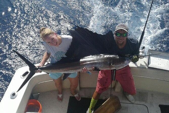 Private Island & Fishing Charters in Key West 37ft Knotty Cowgirl - A Detailed Look at the Experience