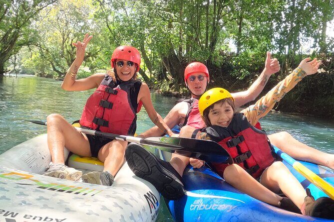 Private Kayak Adventure Experience in Río Celeste - Frequently Asked Questions