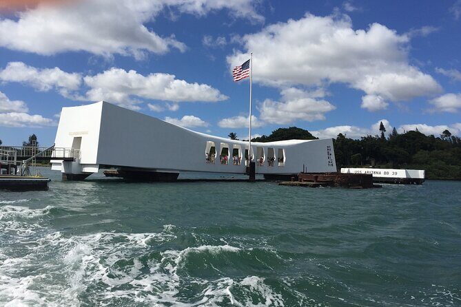 Private "Limousine" USS Arizona Memorial & Cultural Honolulu Tour - Exploring Pearl Harbor in Style