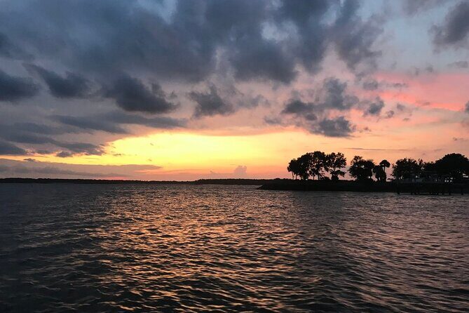 Private Sunset and Fireworks Dolphin Tour (6 people max) - Final Thoughts