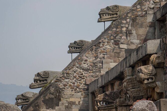 Private Teotihuacán Pyramids and Xochimilco Day Tour - Frequently Asked Questions