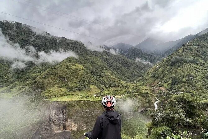 Private Tour House of the Tree and Pailón del Diablo with Pickup - The Sum Up: Who Should Consider This Tour?