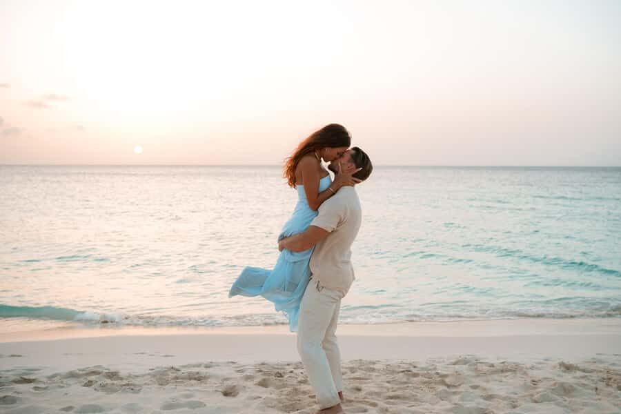 Private Vacation Photoshoot with Photographer in Sarasota - An In-Depth Look at the Sarasota Photoshoot Experience