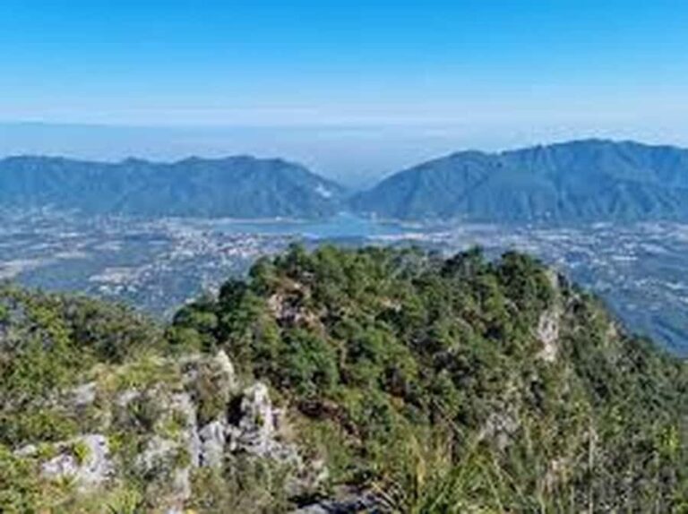 Puerto Gringo  Advanced Hiking in the Sierra de Santiago - An In-Depth Look at the Puerto Gringo Advanced Hike