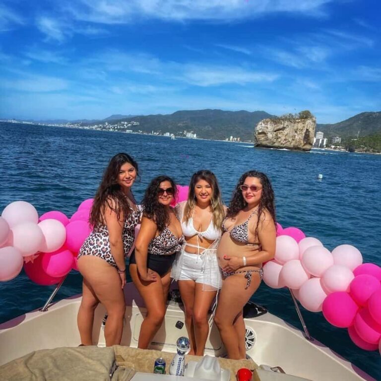 Puerto Vallarta: Bachelorette Yacht Tour of Iconic Beaches - Itinerary Breakdown and Highlights