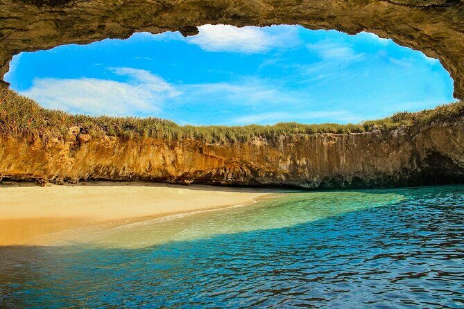 Puerto Vallarta Islas Marietas Eco Discovery - An In-Depth Look at the Puerto Vallarta Islas Marietas Eco Discovery Tour