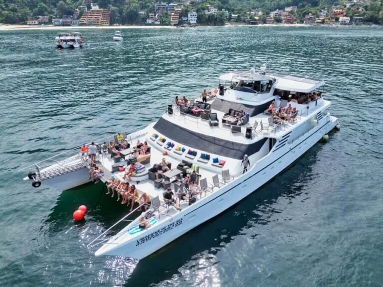 Puerto Vallarta: Private Mega Yacht Limousine of the Sea 1 - Who Is This Tour Best For?
