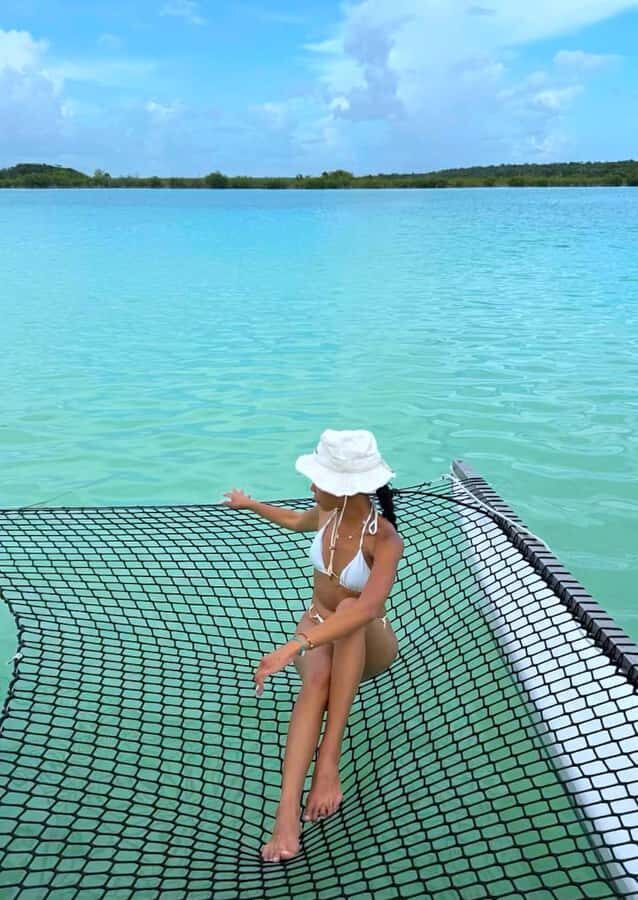 Sail for 4 hours in Bacalar's most SECRET spot. Beach Club is included. - Authenticity and Value