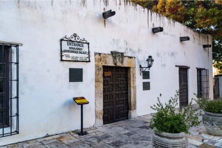 San Antonio: Private Family-Friendly Walking Tour - The Itinerary in Detail