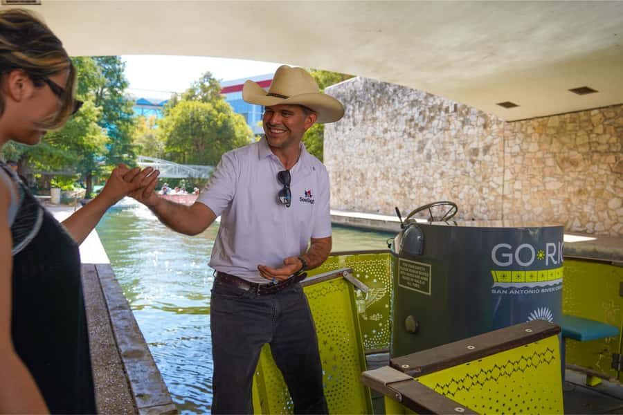 San Antonio Small Group Tour with Cruise & Tower of Americas - The River Walk Cruise: A Scenic Perspective