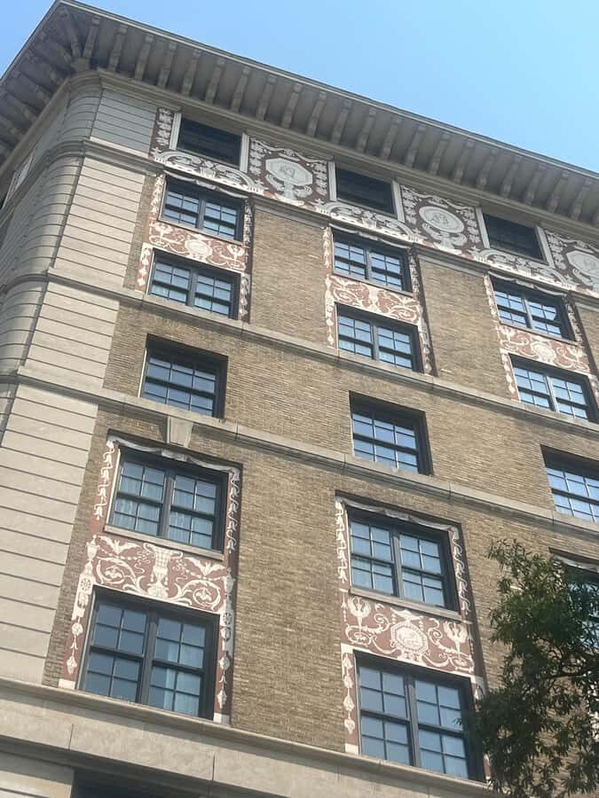 Scandal & Stone: The Untold Architecture of Downtown DC - A Detailed Breakdown of the Itinerary