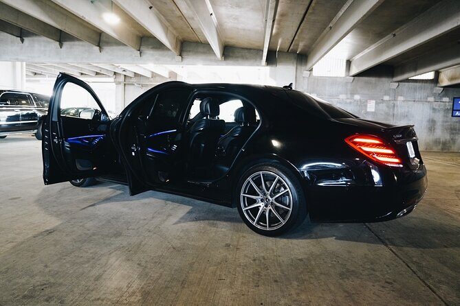 Seattle Round Trip Private Transport by Executive Sedan - An In-Depth Look at the Seattle Round Trip Private Transport