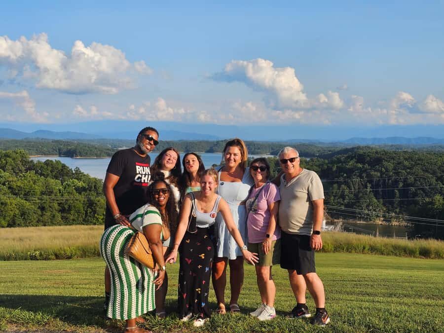 Sevierville: SmokyBear Spirit Trail w/Tastings & Scenic Stop - Why This Tour Offers Good Value