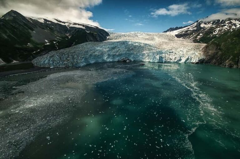 Seward: Bear Glacier Signature Helicopter Tour - Exploring the Experience: What You Can Expect