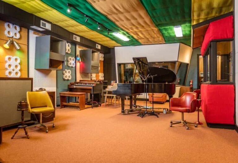 Sheffield: Muscle Shoals Sound Studio Guided Tour - Exploring the Muscle Shoals Sound Studio
