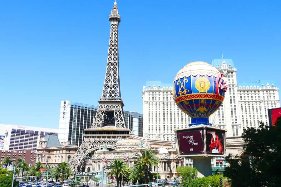 Skip-the-line Eiffel Tower and Paris Las Vegas Private Tour - The Eiffel Tower Experience: Views That Wow