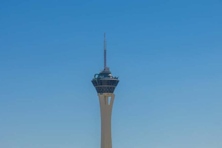 Skip-the-line Las Vegas STRAT Observation Deck Tour - A Detailed Look at the Tour Experience