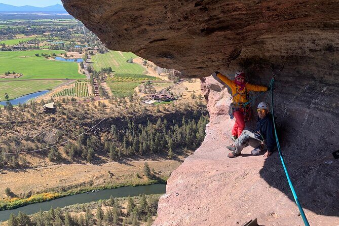 Smith Rock Beginner Rock Climbing Course with Certified Guides - A Closer Look at the Experience