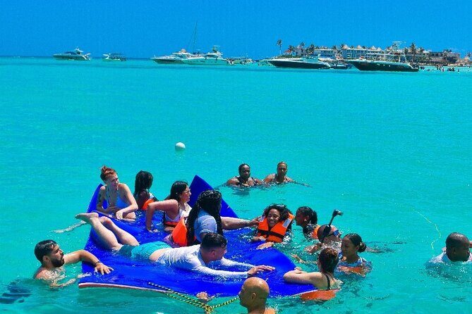 Snorkeling and Catamaran Cruise to Isla Mujeres with Lunch - Who Would Love This Tour