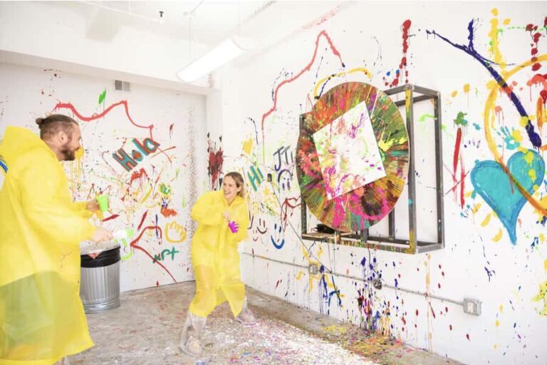 Spinning Private Art Experience in Chicago - An In-Depth Look at the Experience