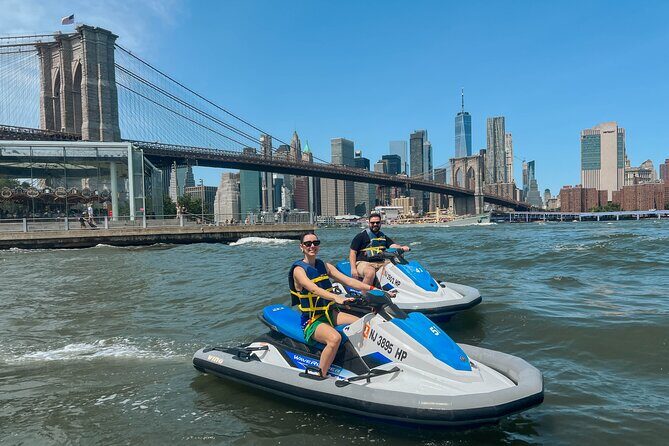 Statue of Liberty and Brooklyn Bridge Jet Ski Tour of New York - The Guides and Equipment