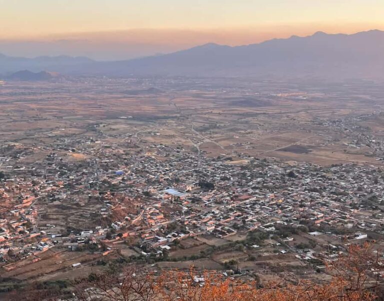 Sunset at El Picacho Teotitlán del Valle  Hike and panoramic views - Who Will Love This Tour?